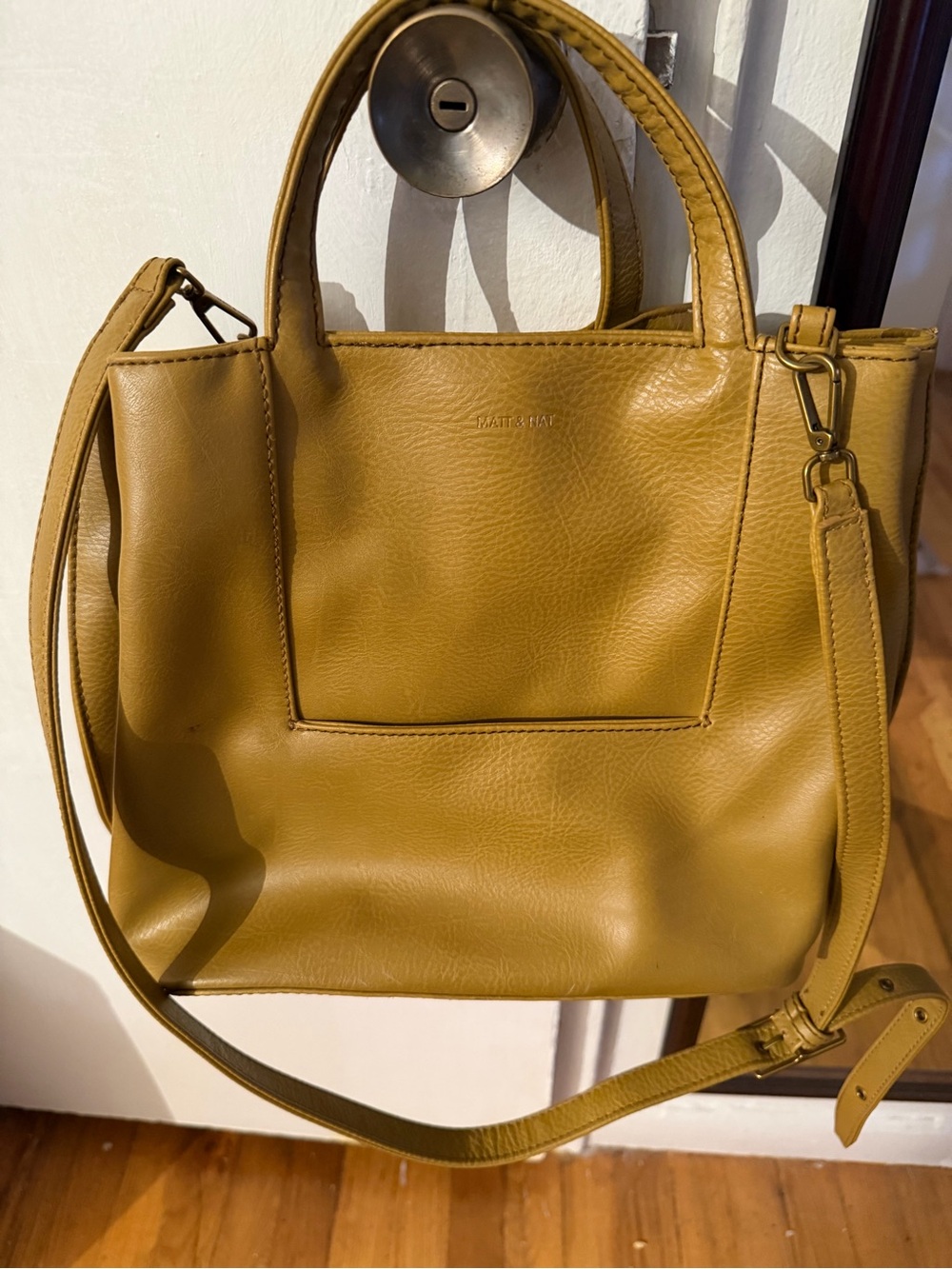 Matt & Natt satchel